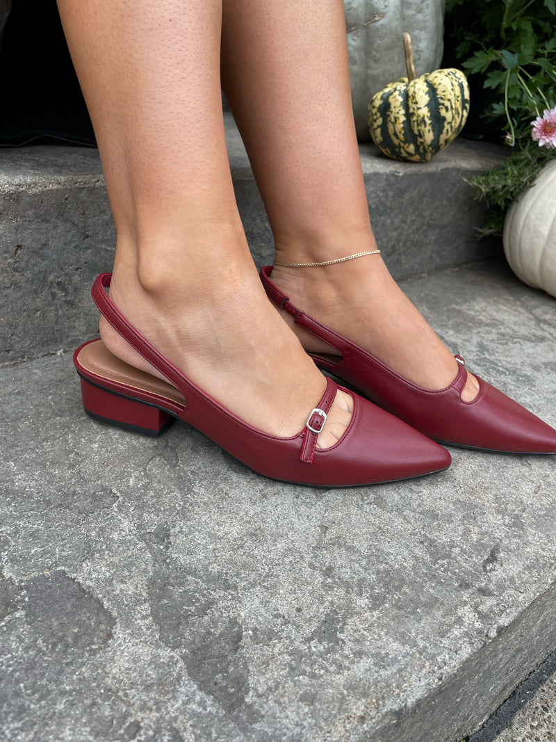 Maude Slingback - Wine