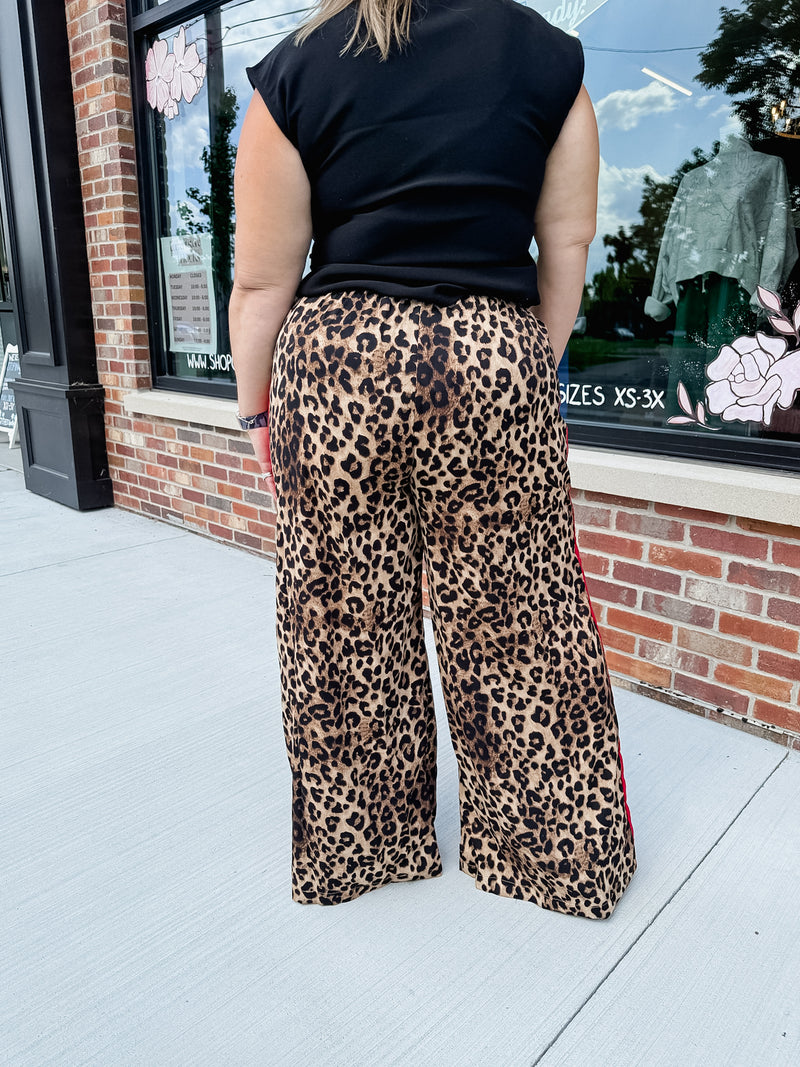 Lilah Leopard/Red Stripe Pant | Curvy
