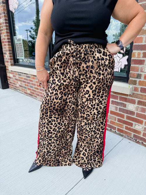 Lilah Leopard/Red Stripe Pant | Curvy